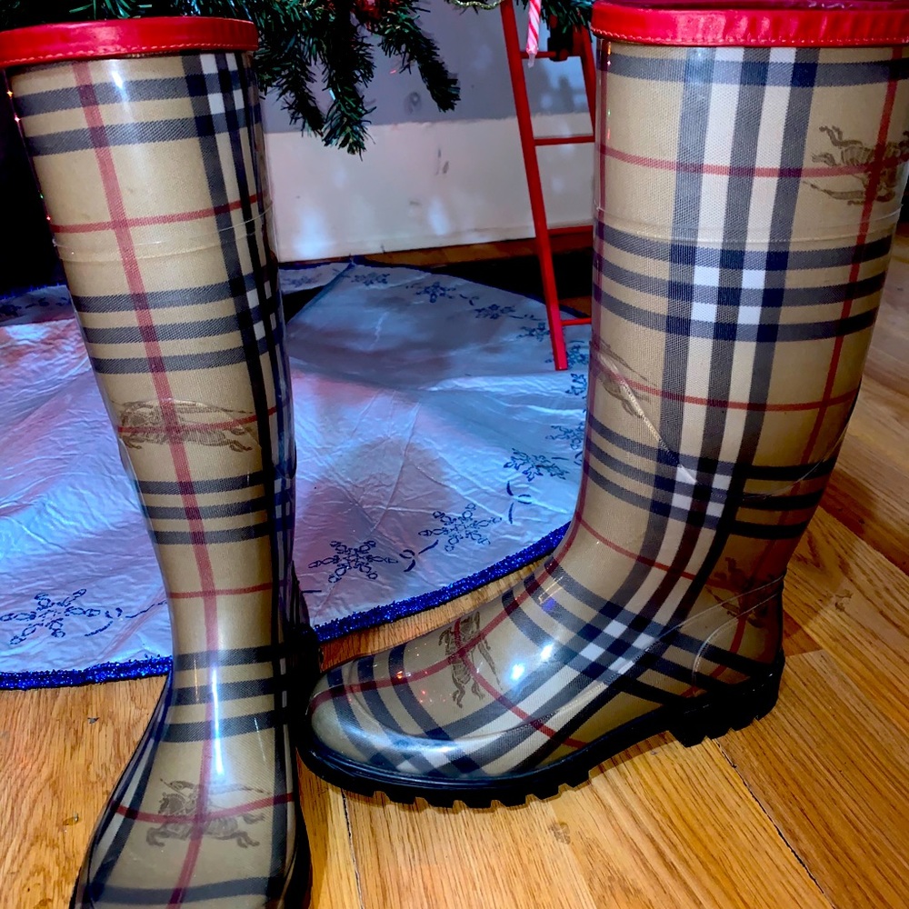 Burberry rain boots